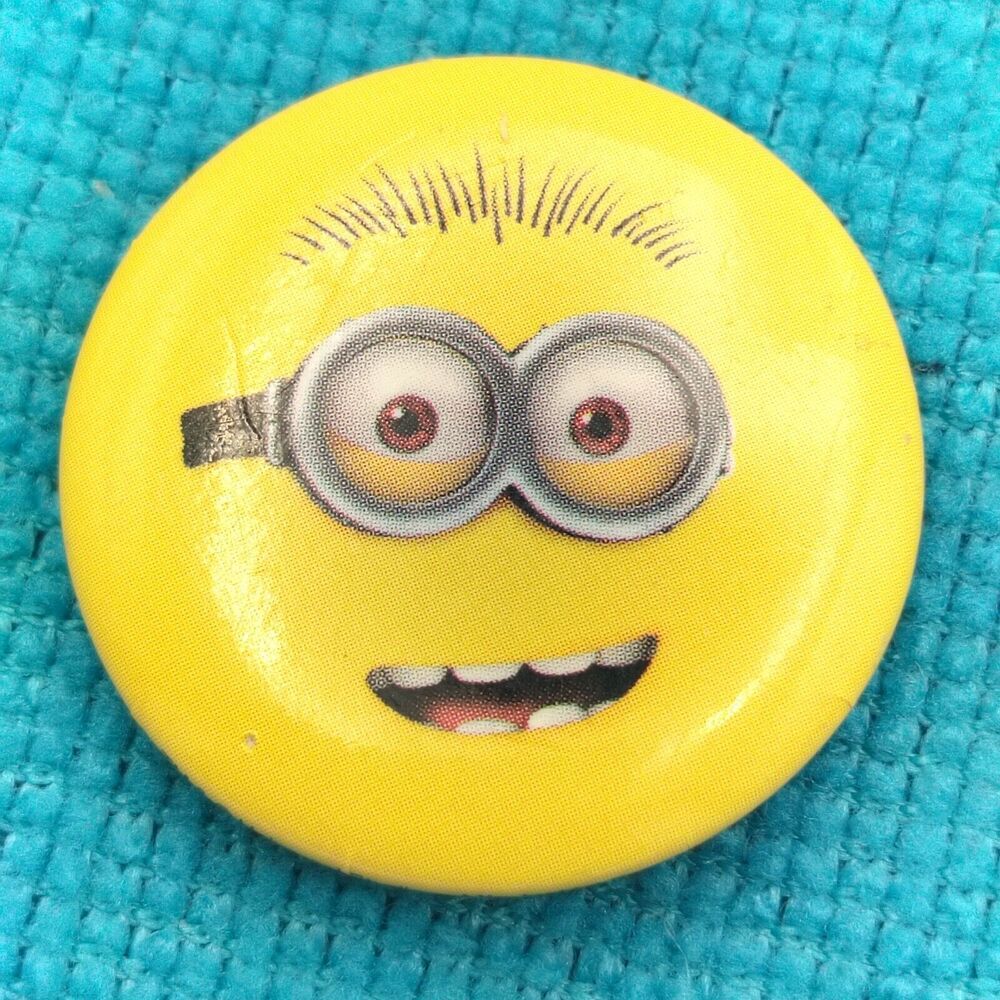 Minion Small Vintage Pin Button Pinback